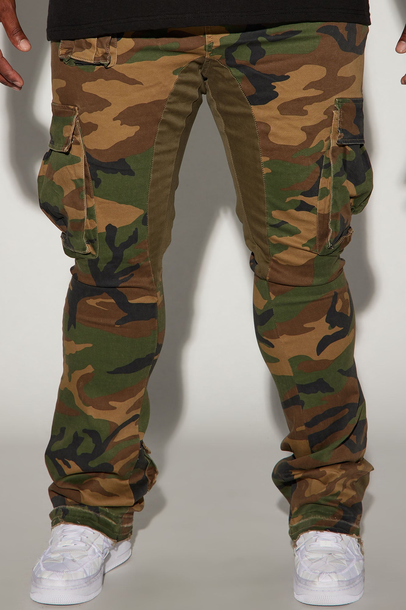 https://cdn.shopify.com/s/files/1/0293/9277/files/11-16-23Studio7_CC_AG_13-42-36_67_GFN274_Camouflage_P_19230_PLUS_JB.jpg?v=1700511586